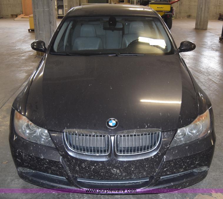 image for item K4378 2006 BMW 3-Series 330i
