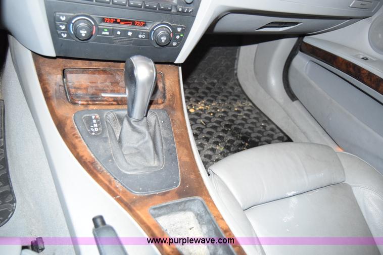 image for item K4378 2006 BMW 3-Series 330i