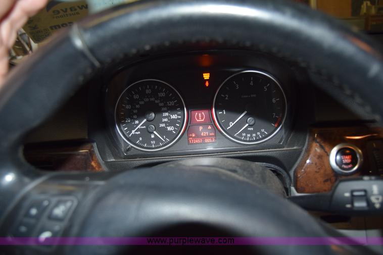 image for item K4378 2006 BMW 3-Series 330i