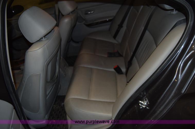 image for item K4378 2006 BMW 3-Series 330i