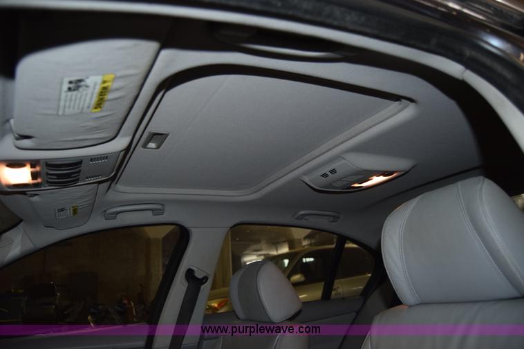 image for item K4378 2006 BMW 3-Series 330i