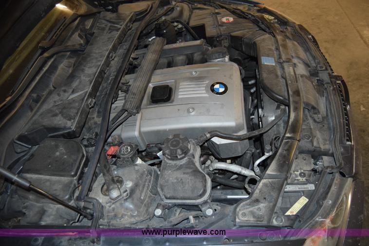 image for item K4378 2006 BMW 3-Series 330i