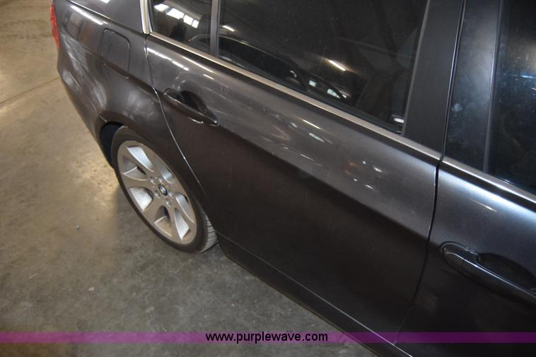 image for item K4378 2006 BMW 3-Series 330i