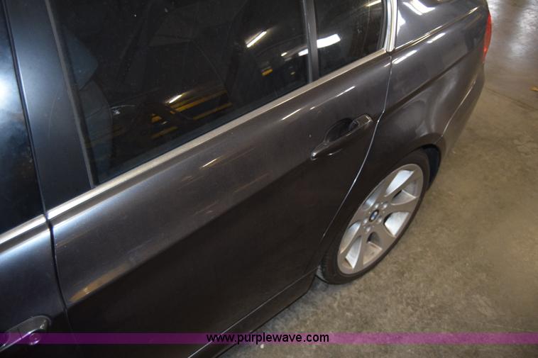 image for item K4378 2006 BMW 3-Series 330i