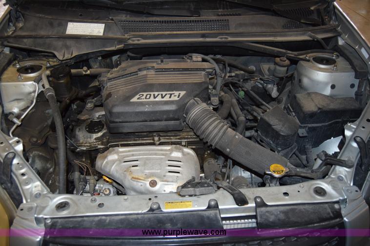 image for item K4379 2001 Toyota RAV4 SUV