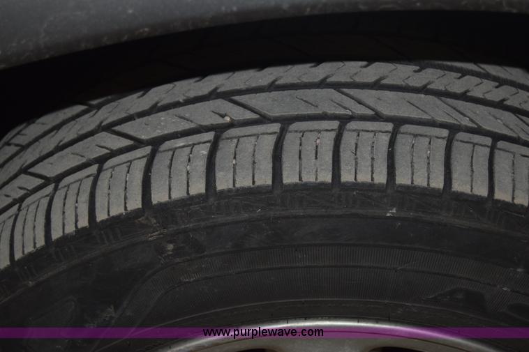 image for item K4379 2001 Toyota RAV4 SUV