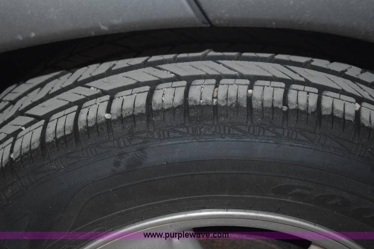 image for item K4379 2001 Toyota RAV4 SUV