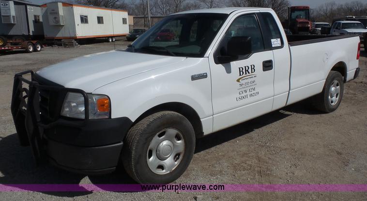 image for item K5047 2006 Ford F150 pickup truck