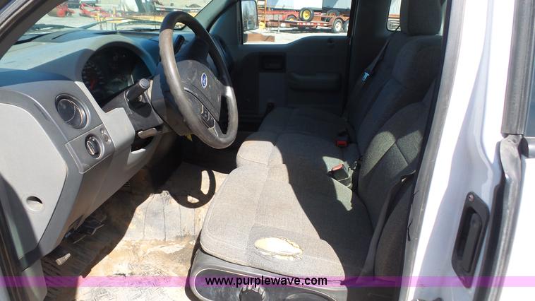 image for item K5047 2006 Ford F150 pickup truck