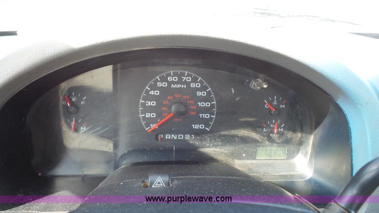 image for item K5047 2006 Ford F150 pickup truck