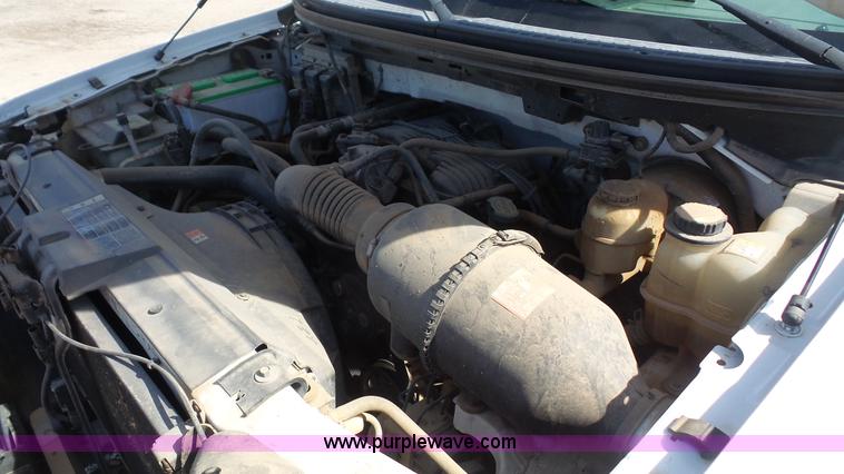 image for item K5047 2006 Ford F150 pickup truck