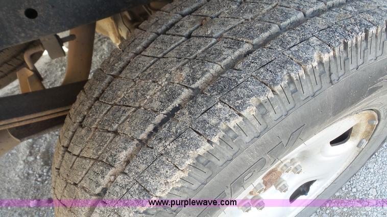 image for item K5047 2006 Ford F150 pickup truck