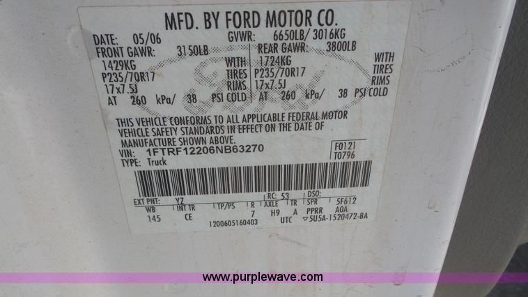 image for item K5047 2006 Ford F150 pickup truck