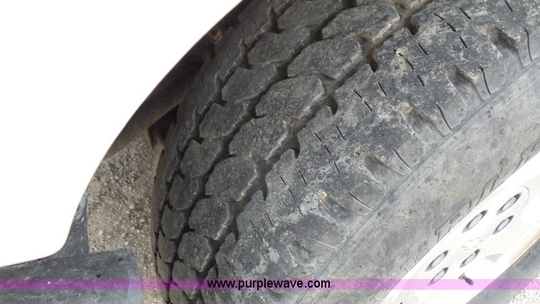 image for item K5062 2004 Chevrolet Silverado 1500 Ext. Cab pickup truck