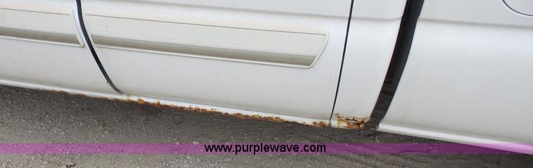 image for item K5062 2004 Chevrolet Silverado 1500 Ext. Cab pickup truck