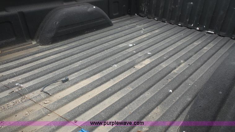 image for item K5062 2004 Chevrolet Silverado 1500 Ext. Cab pickup truck