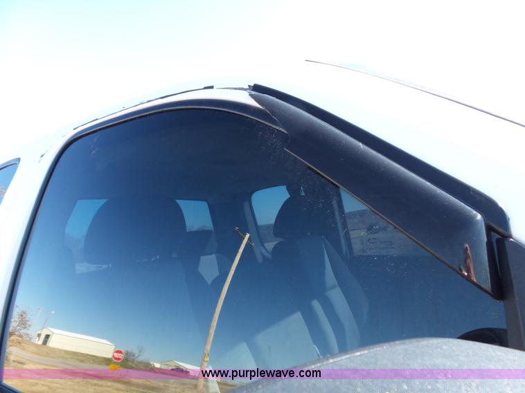 image for item K5773 2007 Chevrolet Silverado 2500HD Ext. Cab pickup truck