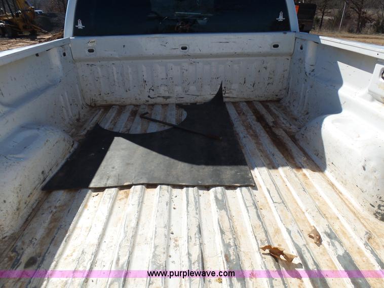 image for item K5773 2007 Chevrolet Silverado 2500HD Ext. Cab pickup truck