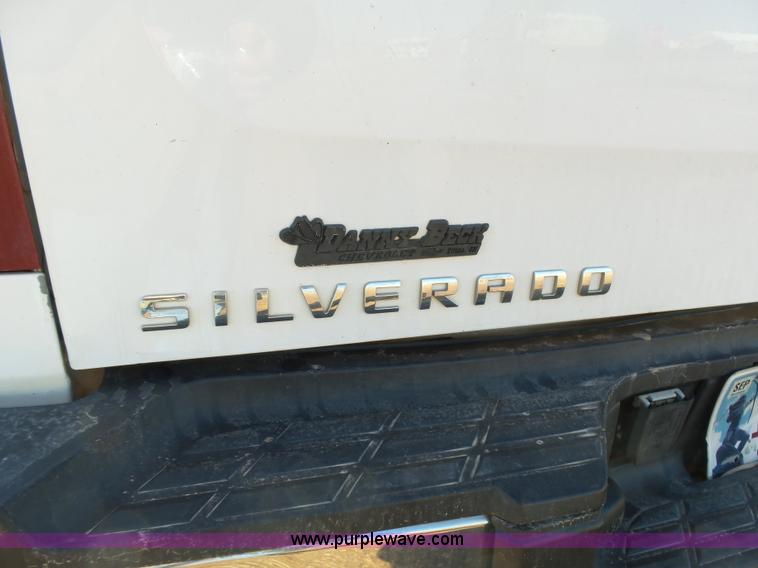 image for item K5773 2007 Chevrolet Silverado 2500HD Ext. Cab pickup truck