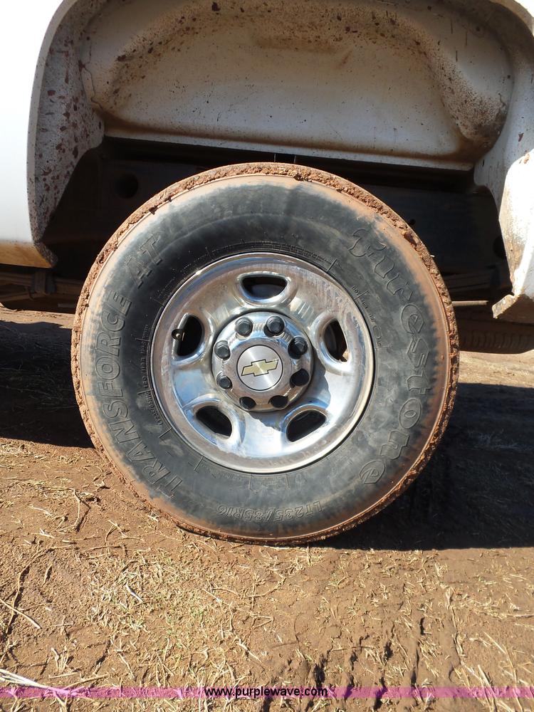 image for item K5773 2007 Chevrolet Silverado 2500HD Ext. Cab pickup truck