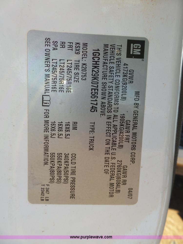 image for item K5773 2007 Chevrolet Silverado 2500HD Ext. Cab pickup truck