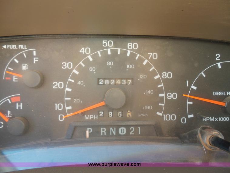 image for item K5774 1999 Ford F350 Super Duty SuperCab pickup truck