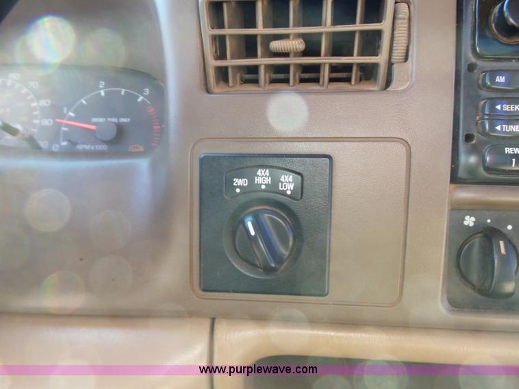 image for item K5774 1999 Ford F350 Super Duty SuperCab pickup truck