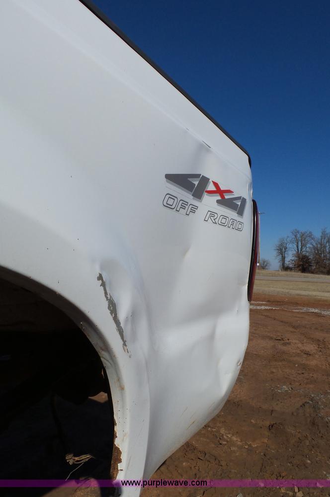 image for item K5774 1999 Ford F350 Super Duty SuperCab pickup truck