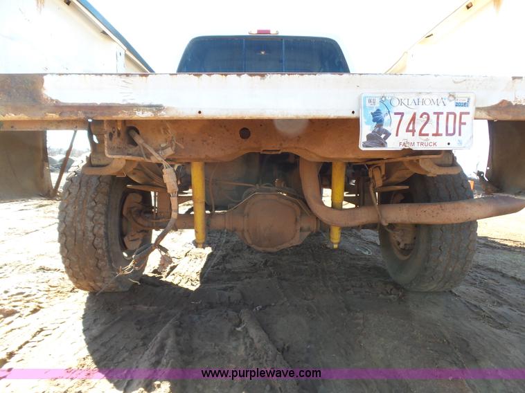 image for item K5774 1999 Ford F350 Super Duty SuperCab pickup truck