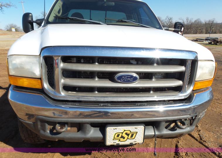 image for item K5774 1999 Ford F350 Super Duty SuperCab pickup truck