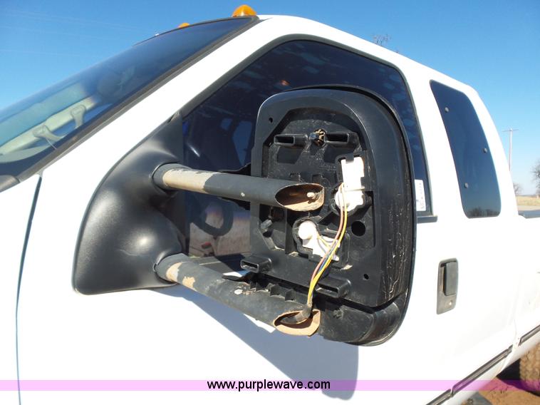 image for item K5774 1999 Ford F350 Super Duty SuperCab pickup truck