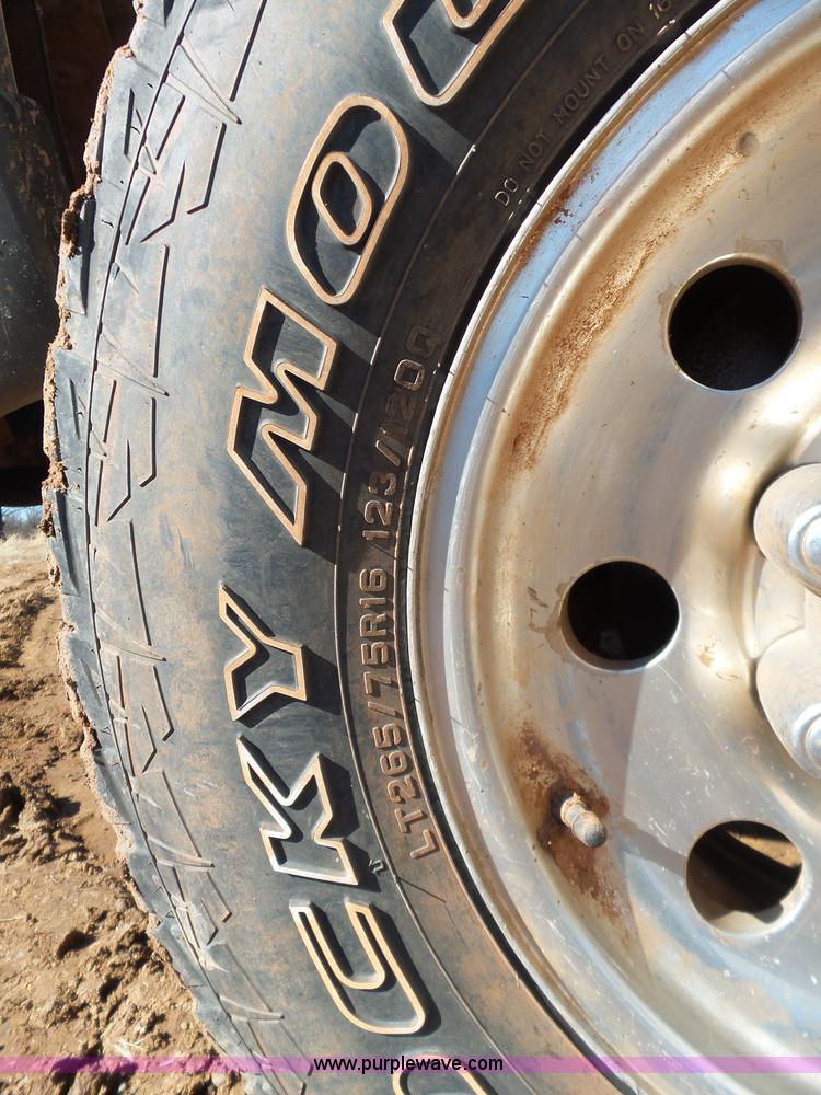 image for item K5774 1999 Ford F350 Super Duty SuperCab pickup truck