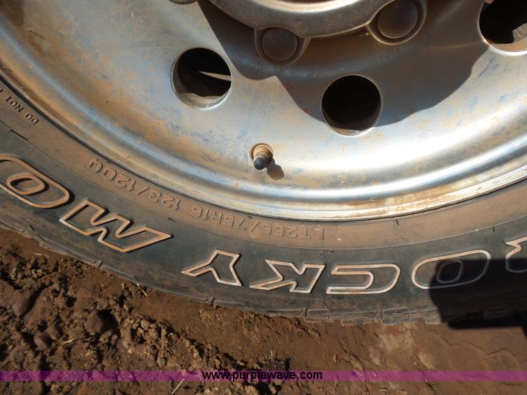 image for item K5774 1999 Ford F350 Super Duty SuperCab pickup truck