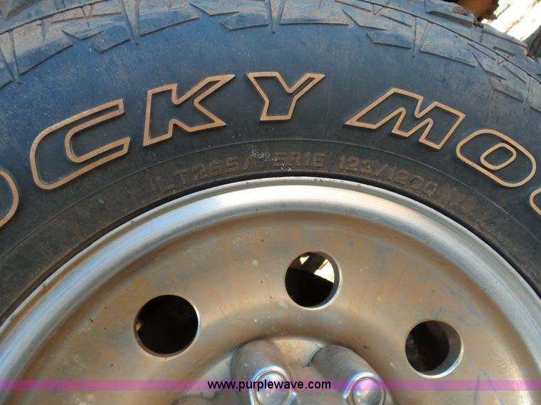 image for item K5774 1999 Ford F350 Super Duty SuperCab pickup truck