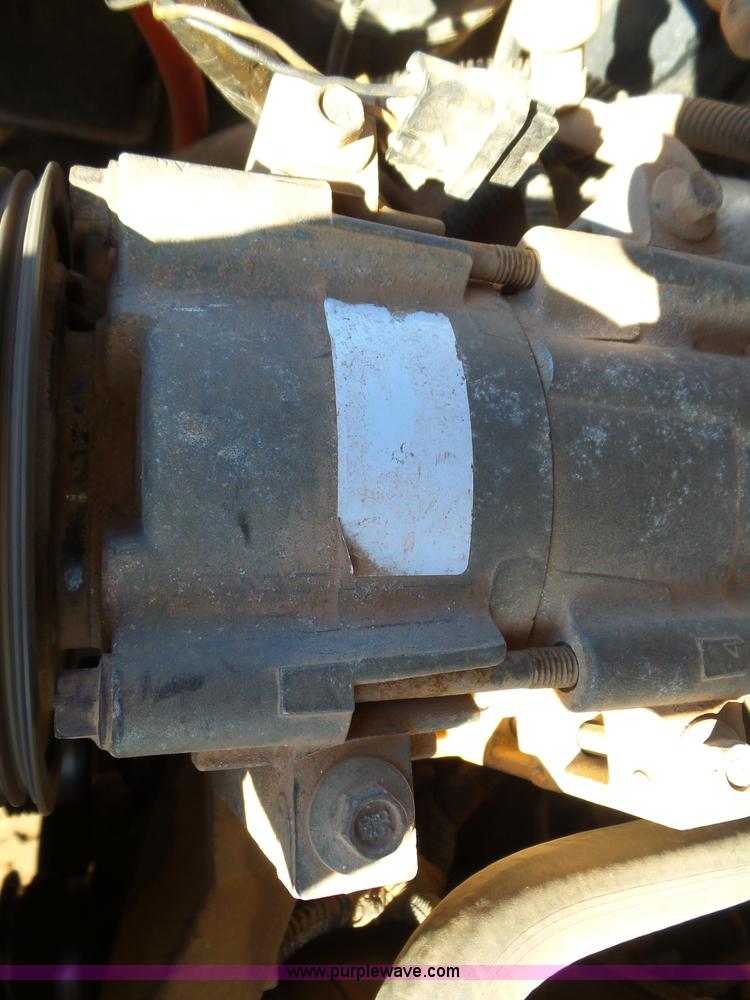 image for item K5774 1999 Ford F350 Super Duty SuperCab pickup truck