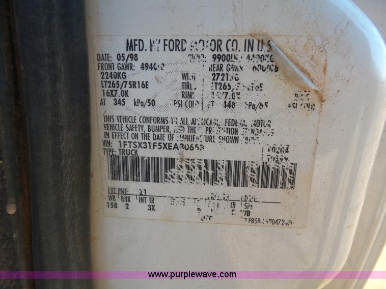 image for item K5774 1999 Ford F350 Super Duty SuperCab pickup truck