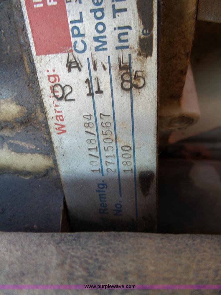 image for item K5775 1984 Peterbilt 359 semi truck