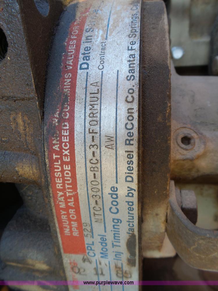 image for item K5775 1984 Peterbilt 359 semi truck