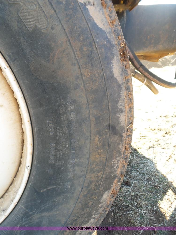 image for item K5776 2000 International F4900 dump truck