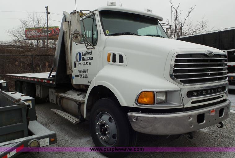 image for item K6954 2007 Sterling L9500 rollback truck