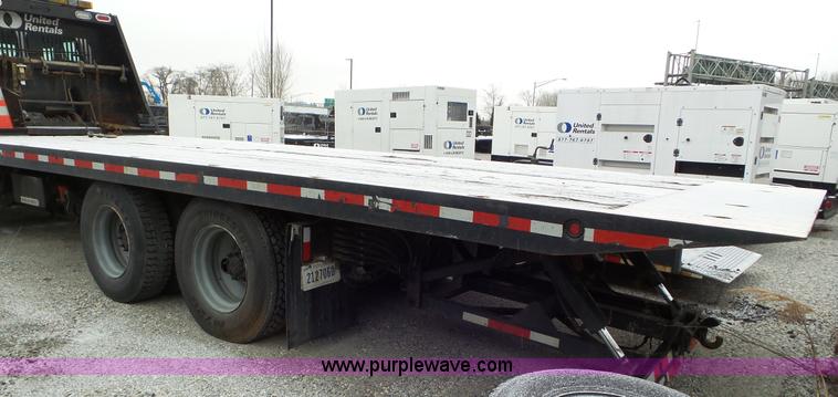 image for item K6954 2007 Sterling L9500 rollback truck