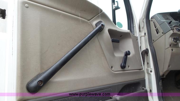 image for item K6954 2007 Sterling L9500 rollback truck