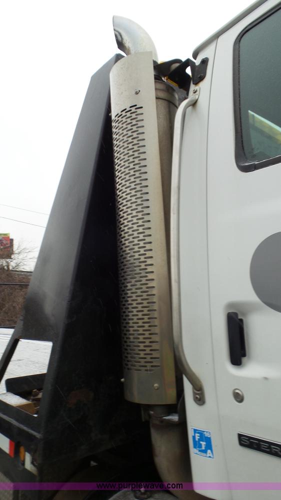 image for item K6954 2007 Sterling L9500 rollback truck