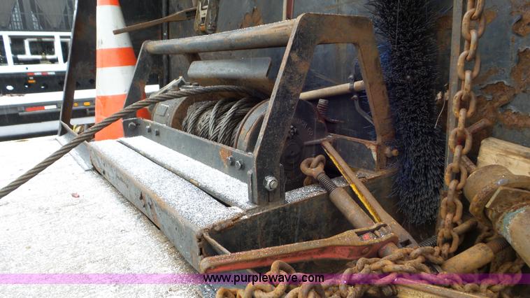 image for item K6954 2007 Sterling L9500 rollback truck