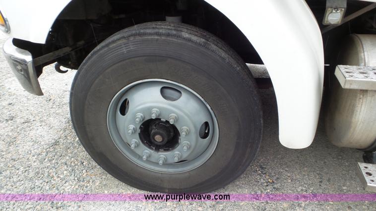 image for item K6954 2007 Sterling L9500 rollback truck