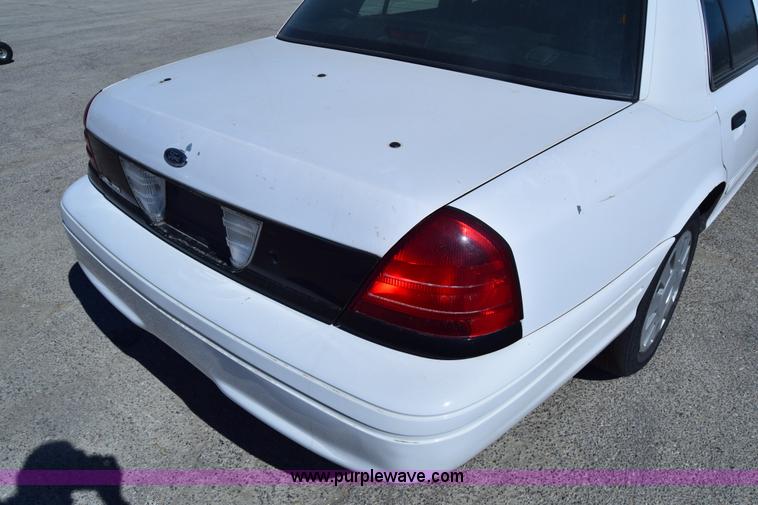 image for item K8695 2007 Ford Crown Victoria Police Interceptor