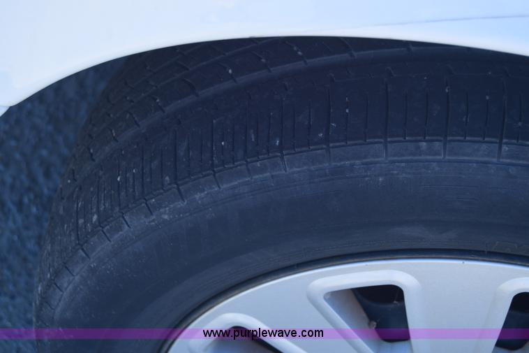 image for item K8695 2007 Ford Crown Victoria Police Interceptor