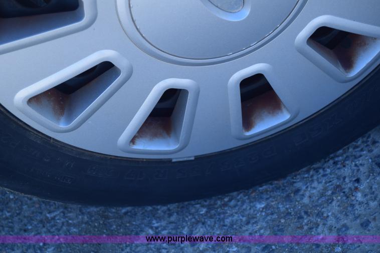 image for item K8695 2007 Ford Crown Victoria Police Interceptor