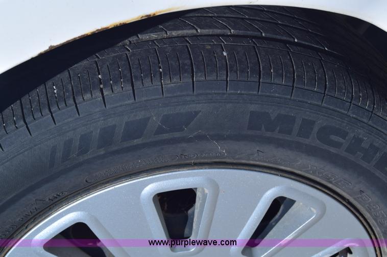 image for item K8695 2007 Ford Crown Victoria Police Interceptor