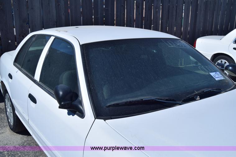 image for item K8697 2008 Ford Crown Victoria Police Interceptor